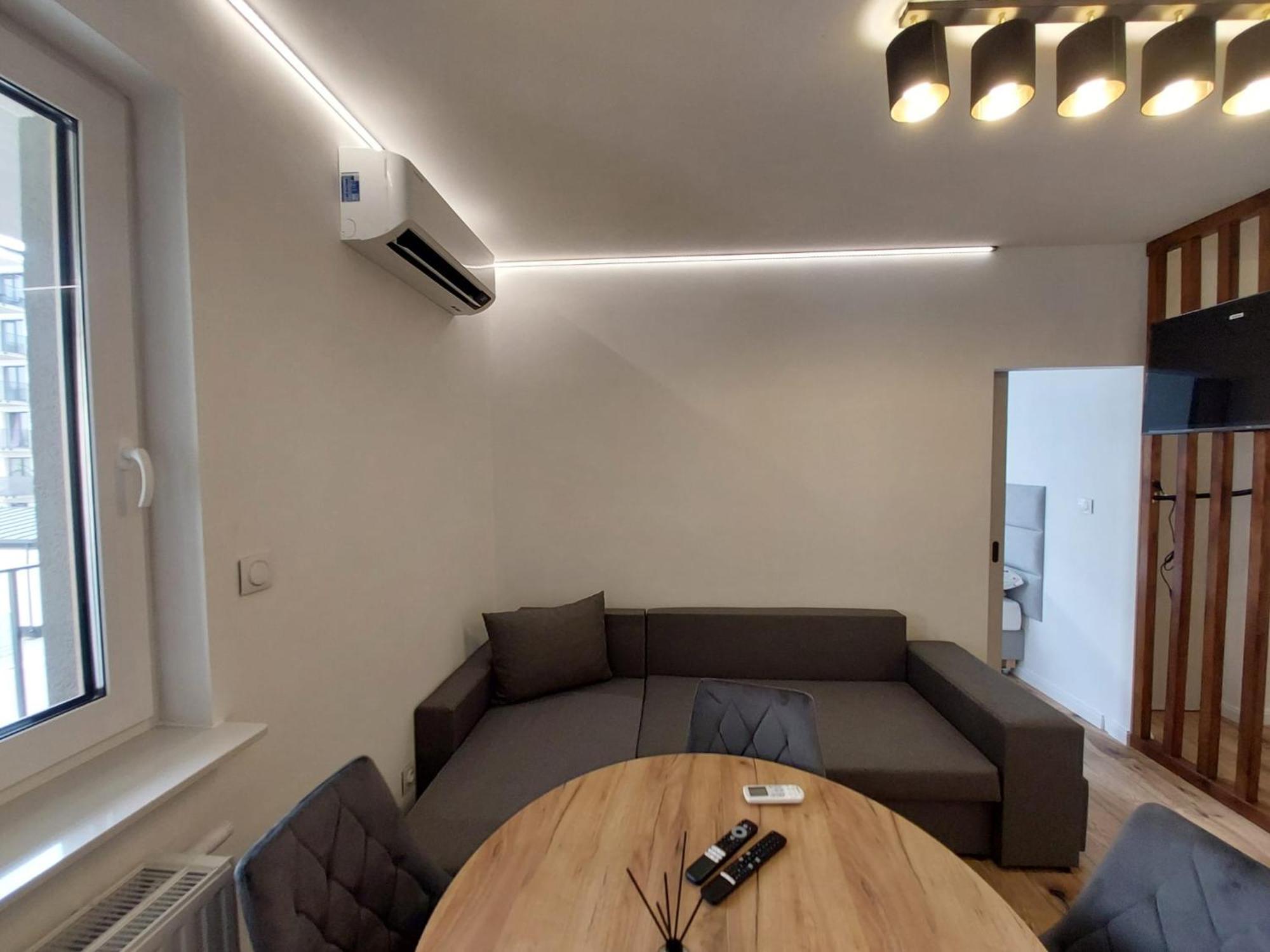 Posnania Parking Samodzielne Zameldowanie 24h Apartment